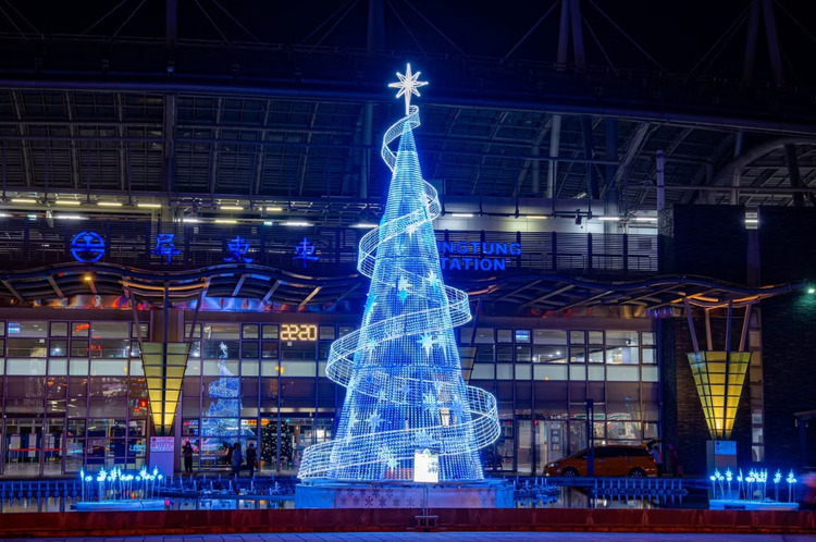 屏東車站主燈-星願聖誕樹.jpg