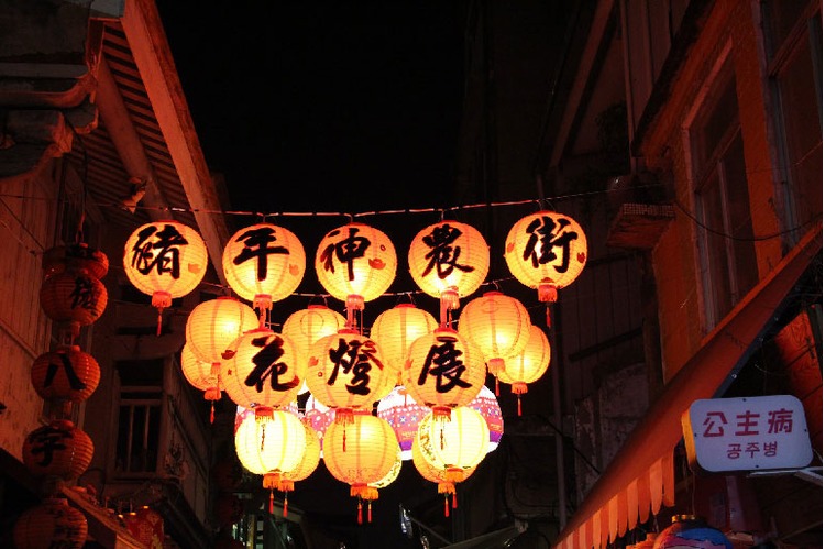 台南神農街燈會-bn.jpg