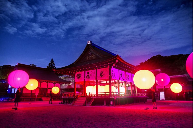 呼応する球体 Resonating Spheres – Shimogamo Shrine.jpg