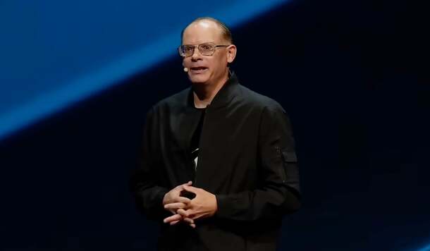 對抗腦癌卻遭裁員？Epic Games 冷血裁員惹爭議，執行長親上火線致歉承諾協助處理！