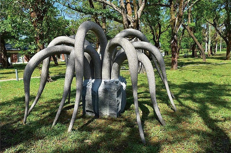 桃園燈會-AR 互動藝術燈組-Forest Breathing.jpg