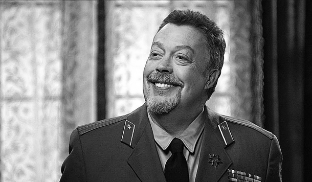 《紅色警戒3》蘇聯領袖演員 Tim Curry 逝世享壽 80 歲，出版社與全球影迷悲痛哀悼！